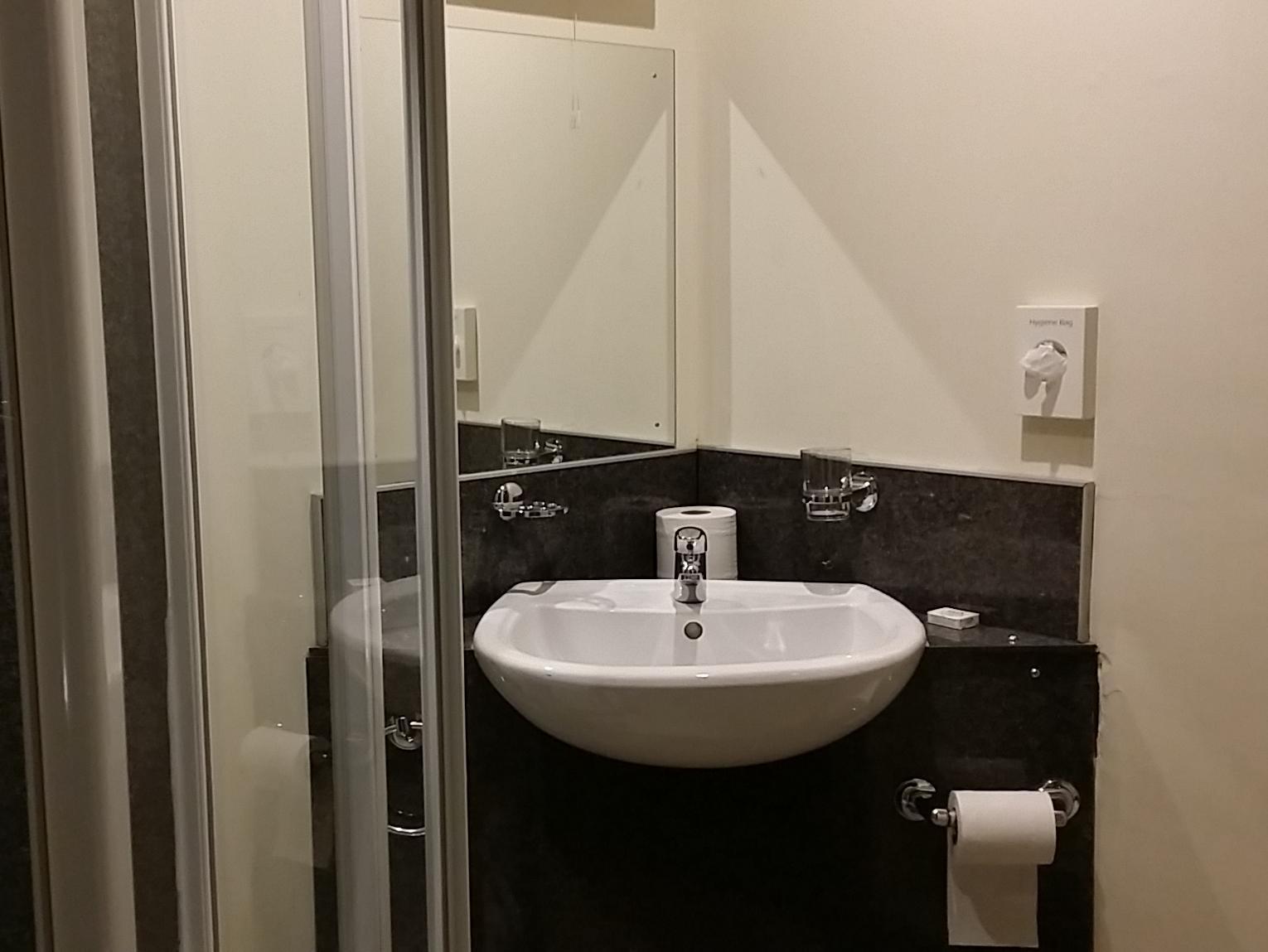Mw Townhouse Hotel EDI Kültér fotó