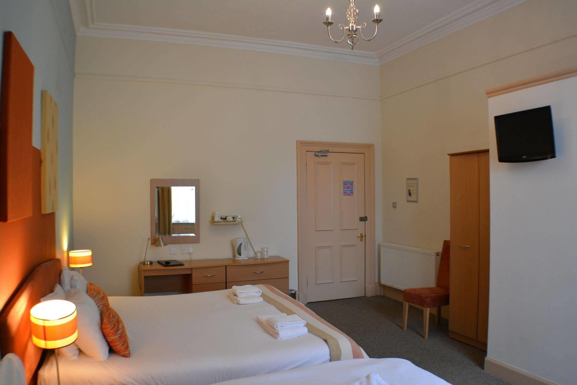 Mw Townhouse Hotel EDI Kültér fotó
