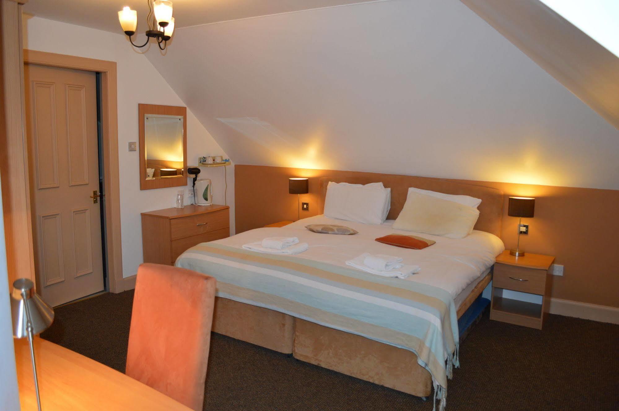 Mw Townhouse Hotel EDI Kültér fotó